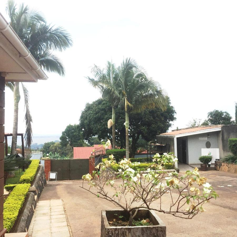 Guest house Carpe Diem Entebbe