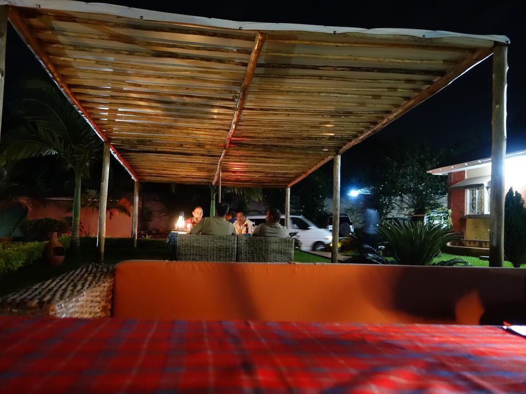 Carpe Diem Guest house Entebbe
