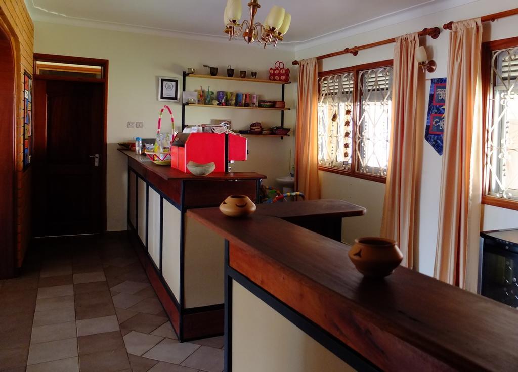 Carpe Diem Guest house Entebbe